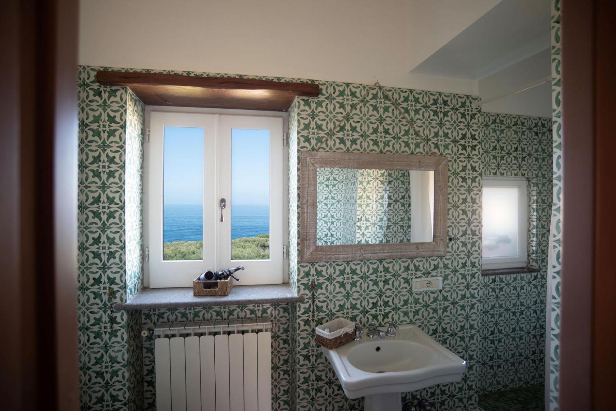 Fondo Puolo- Con Grande Giardino Vicino Al Mare Bed & Breakfast