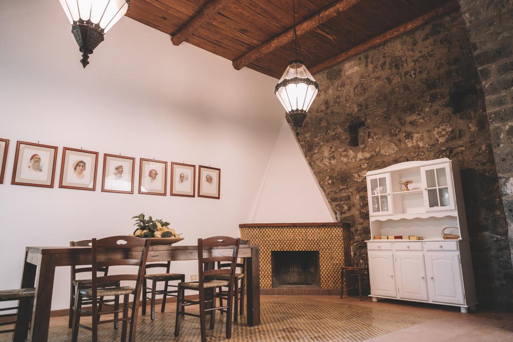 Bed & Breakfast Fondo Puolo- Con Grande Giardino Vicino Al Mare