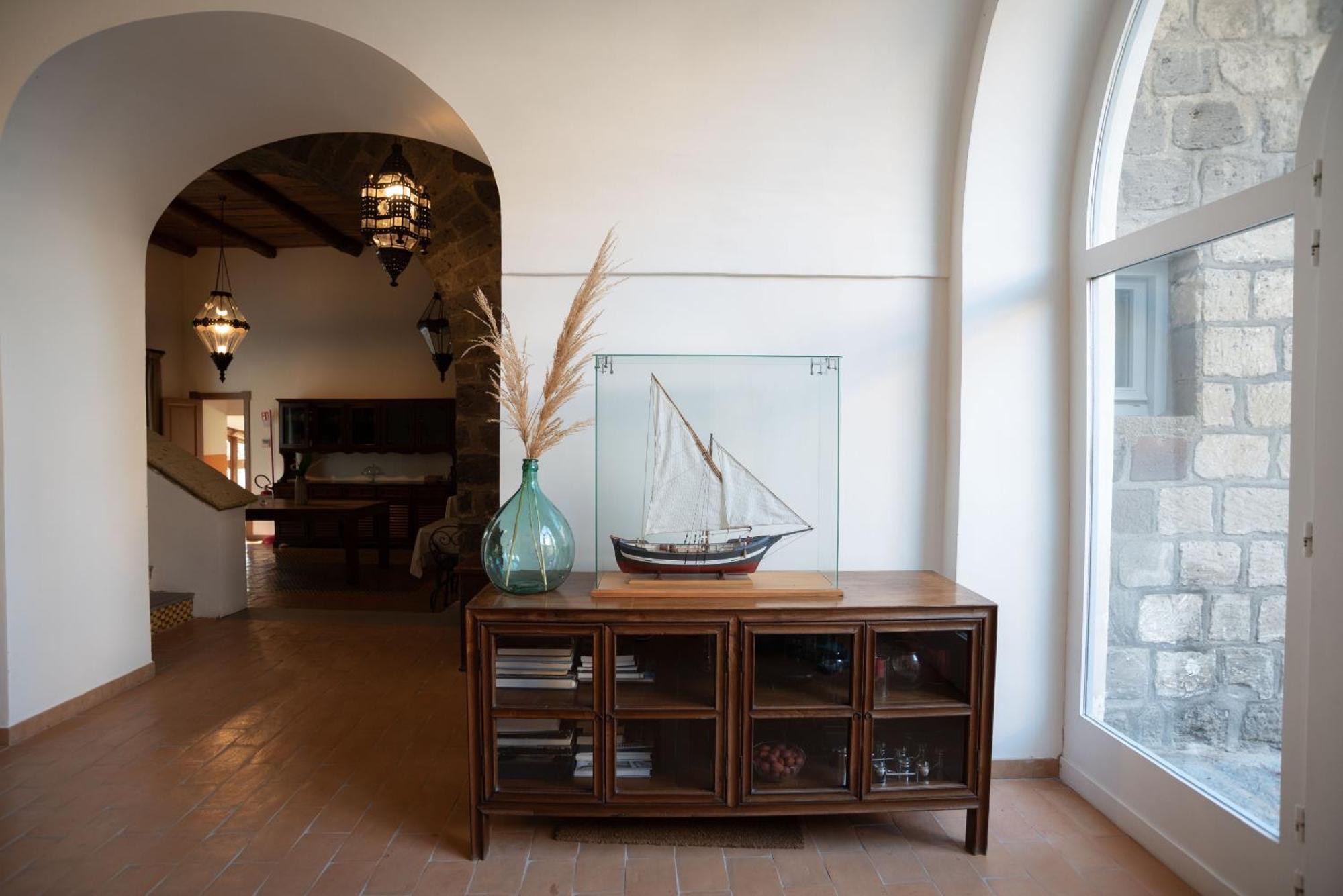 Fondo Puolo- Con Grande Giardino Vicino Al Mare Bed & Breakfast *